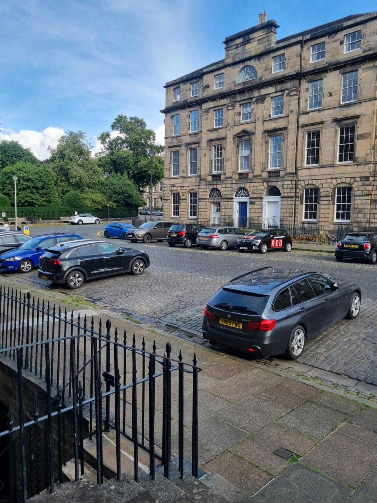 3 Double-bed Georgian In Prime Location Appartement